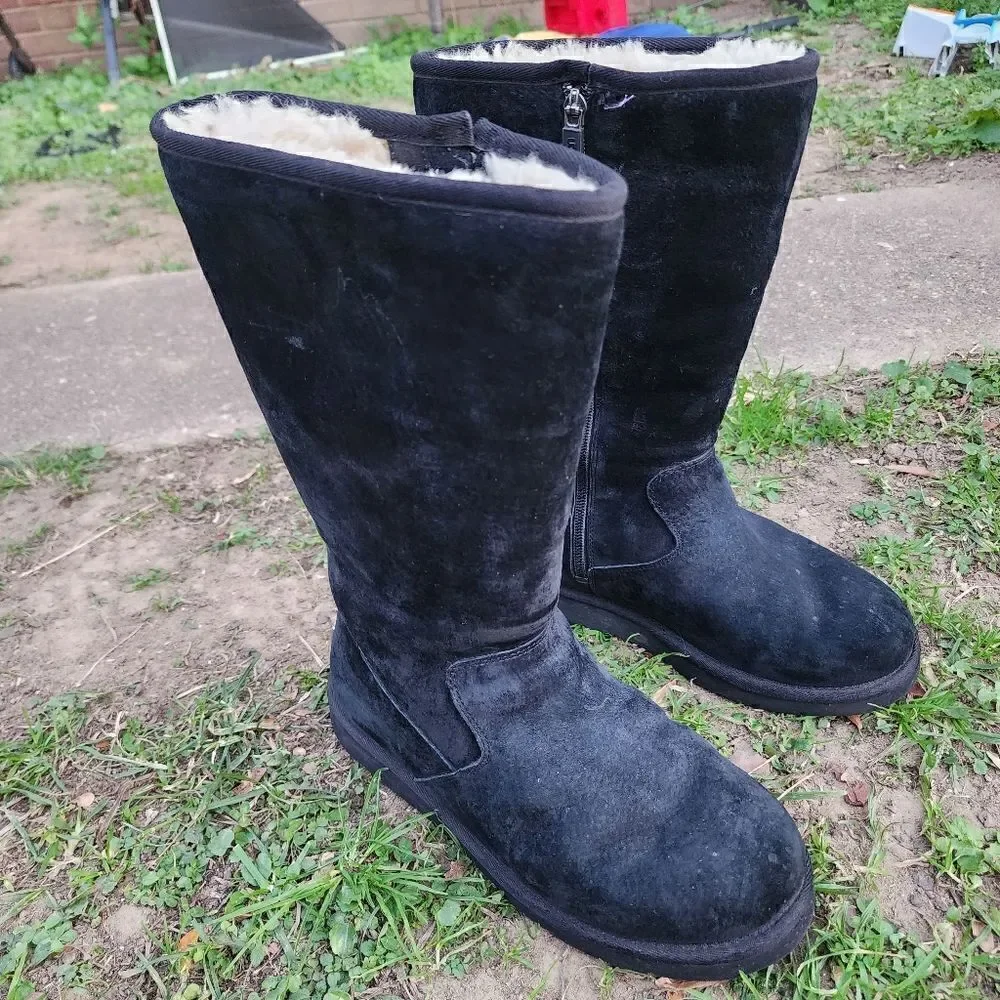 UGG AUSTRALIA - Womens Winter Boots - SIZE 8